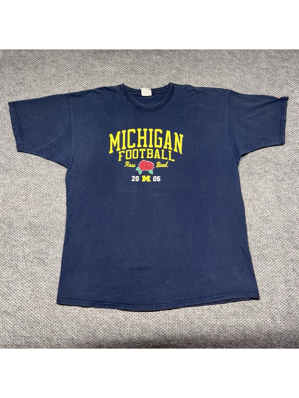 Vintage 2005 Champion University Of Michigan Michigan Wolverines T-Shirt XXXL